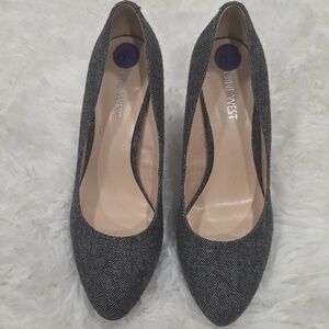 Nine West Women's Heels. Herringbone Design. Size 8.5